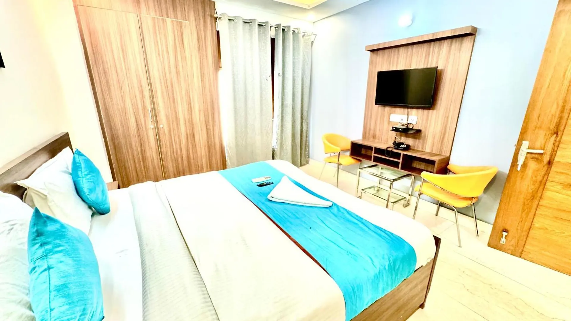 The Indian Hotel II Near Medanta Hospital Gurgaon